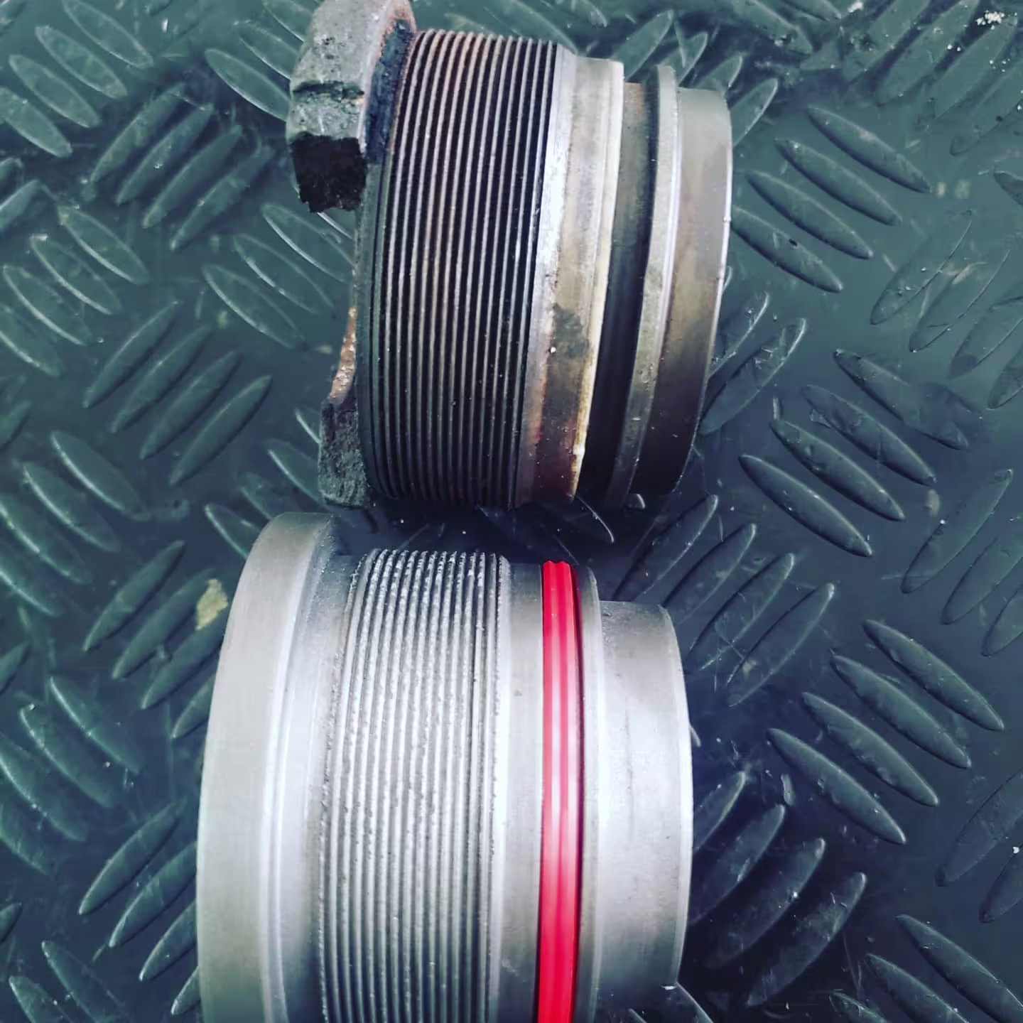 Reconstrucción de cilindro hidráulico con sellos de alta calidad QuicklySeal Panamá